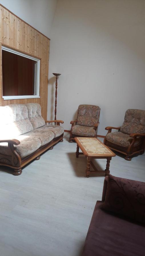 Hebergement Pour 2 Personnes,1 Chambres, Salon, Salle A Manger, Grand Garage Possibilite D'Un Lit 1 Personne Supplementaire Pour 15 Euros Sancoins 외부 사진